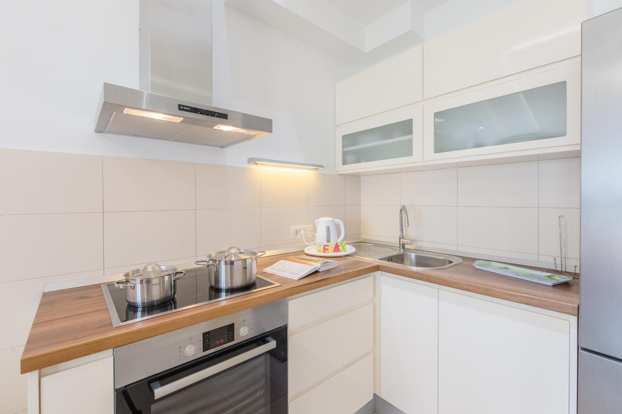 Apartments Kadenca โอมิช ห้อง รูปภาพ