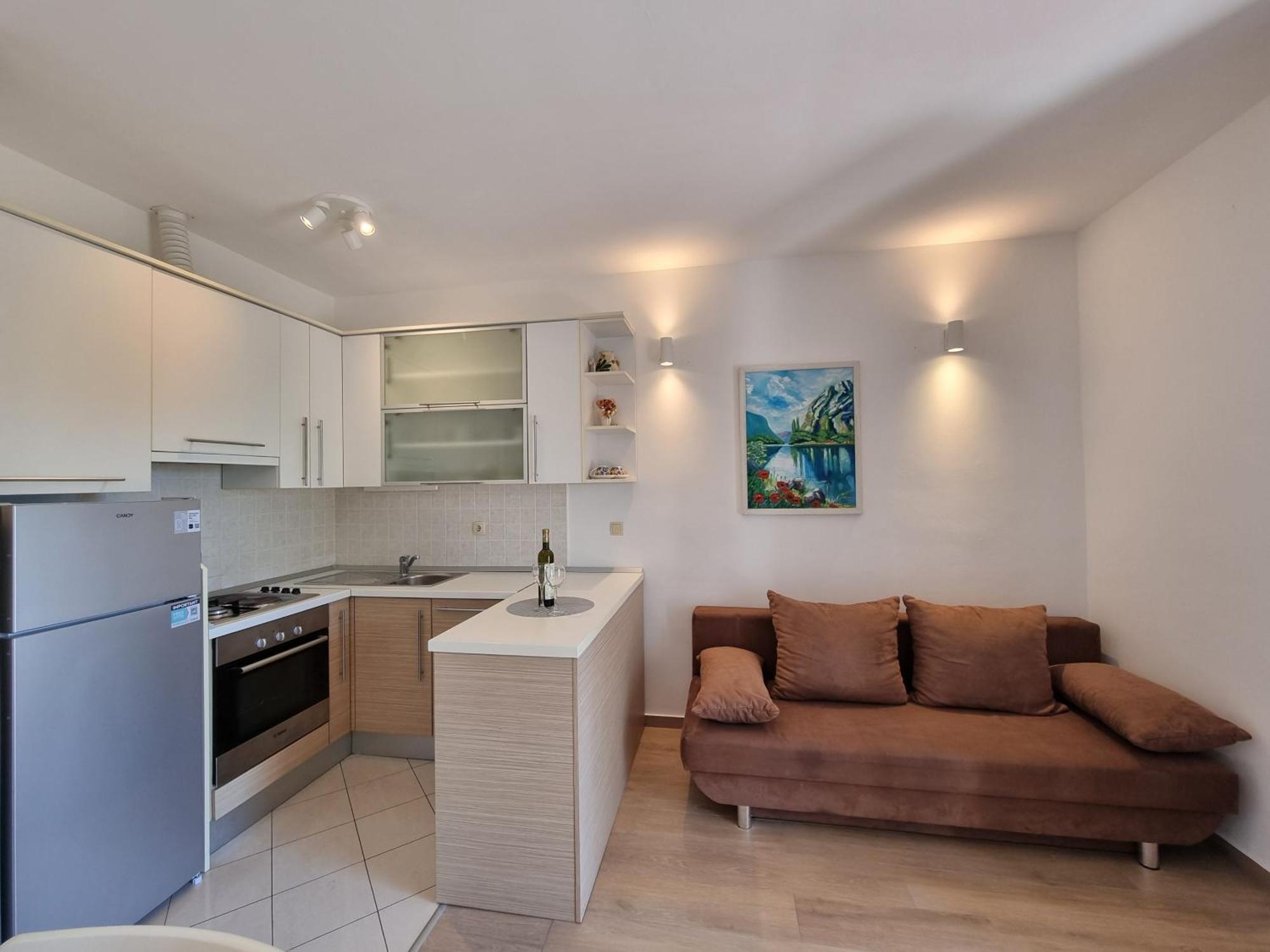 Apartments Kadenca โอมิช ภายนอก รูปภาพ
